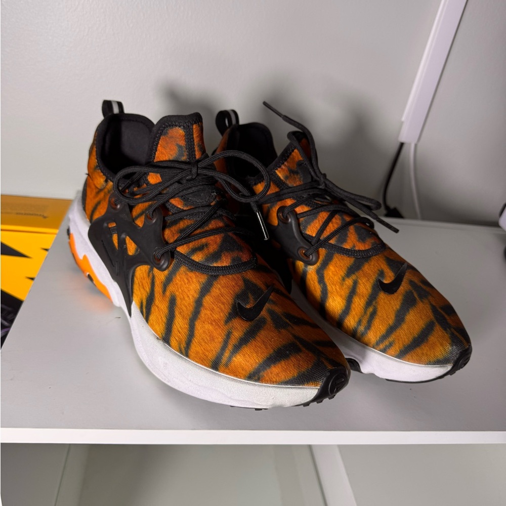 Nike react premium tiger size 9.5